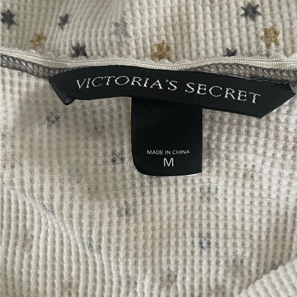 Victoria’s Secret Spaghetti Strap Top - Picture 3 of 4